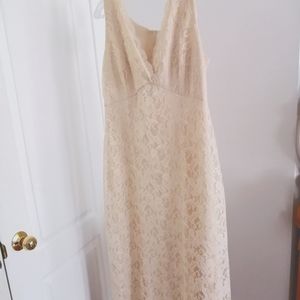 Jessica Howard ivory lace overlay dress